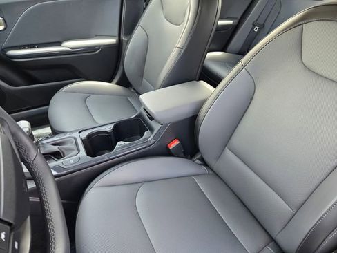 New 2026 Kia K4 EX FWD image 17