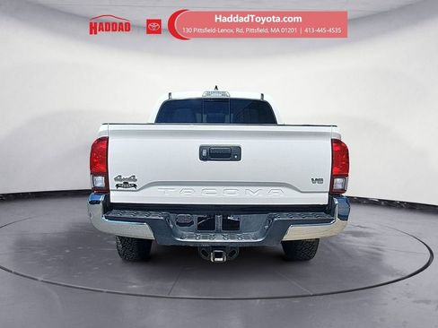 Used 2023 Toyota Tacoma SR5 AWD/4WD image 4