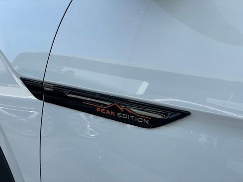 Certified 2025 Volkswagen Atlas Peak Edition SE image 28