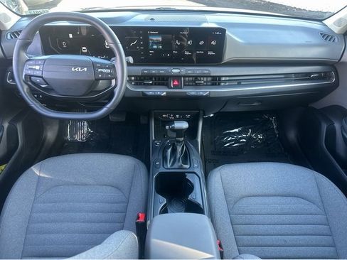 Certified 2025 Kia K4 EX image 7
