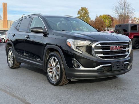 Used 2019 GMC Terrain SLT w/ Preferred Package AWD/4WD image 2