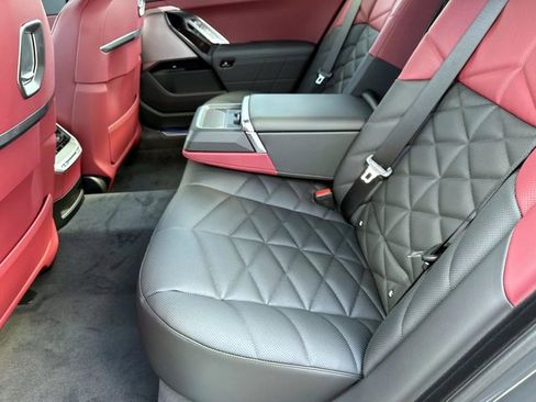 New 2026 BMW 740i image 13