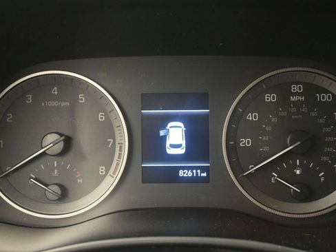 Used 2021 Hyundai Tucson SE FWD image 13