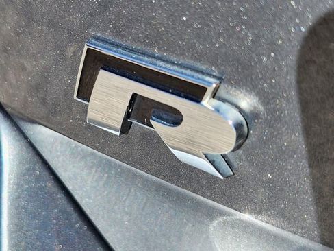 Used 2019 Volkswagen Golf R 2.0T w/DCC & Navigation 4MOTIO image 10