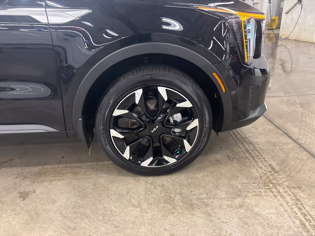 Certified 2026 Kia Sorento EX AWD/4WD image 28
