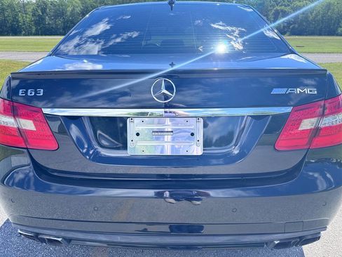 Used 2010 Mercedes-Benz E 63 AMG Sedan image 14