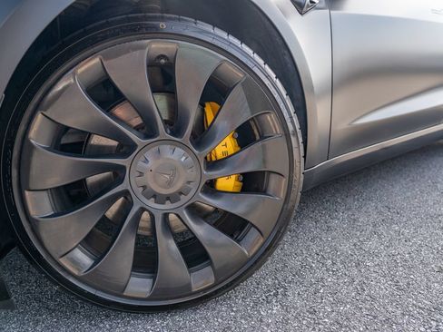 Used 2022 Tesla Model 3 Performance AWD/4WD image 3