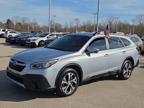 Used 2020 Subaru Outback Limited image 7