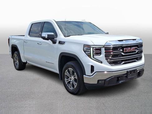 Used 2026 GMC Sierra 1500 SLT AWD/4WD image 3