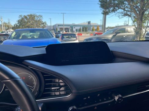 Used 2025 MAZDA MAZDA3 s image 18