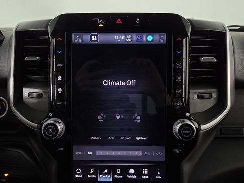New 2026 RAM 2500 Big Horn AWD/4WD image 23