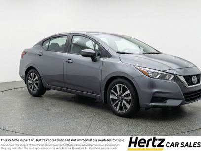 Used 2025 Nissan Versa SV w/ Trunk Package