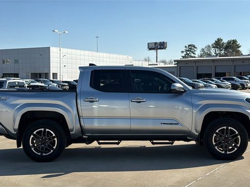 Certified 2024 Toyota Tacoma TRD Sport w/ TRD Sport Upgrade Package image 4