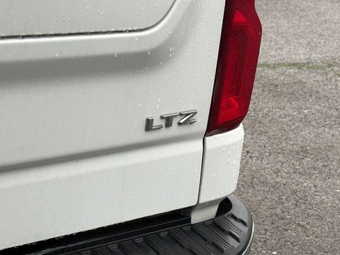 Certified 2022 Chevrolet Silverado 1500 LTZ w/ LTZ Convenience Package II image 20