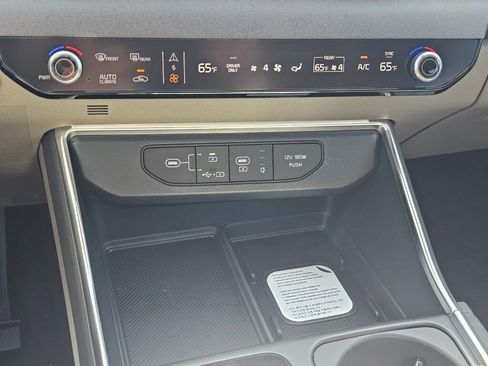 New 2026 Kia Carnival SX image 16