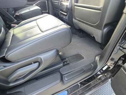 New 2026 Jeep Grand Wagoneer Limited AWD/4WD image 15