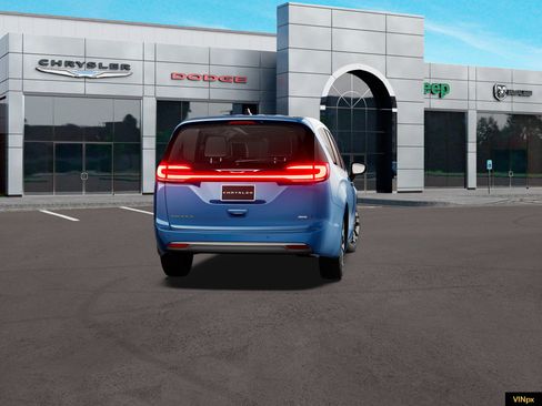 New 2027 Chrysler Pacifica Select AWD/4WD image 13