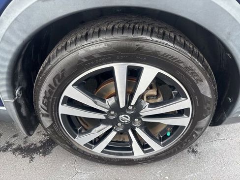 Used 2020 Nissan Kicks SV w/ Exterior Package FWD image 13