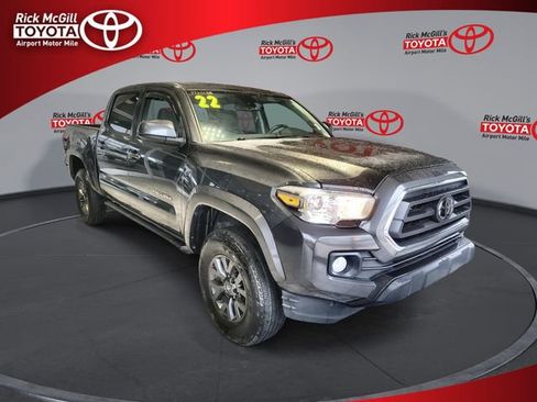Used 2022 Toyota Tacoma SR5 image 1