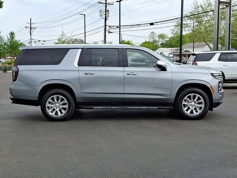 Certified 2025 Chevrolet Suburban Premier w/ Sun And Tow Package AWD/4WD image 26