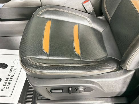 Used 2021 GMC Sierra 1500 AT4 w/ AT4 Premium Package image 19