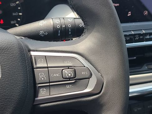 Used 2024 Jeep Compass Limited AWD/4WD image 18