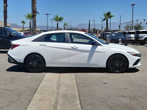 New 2026 Hyundai Elantra SEL Sport FWD image 30