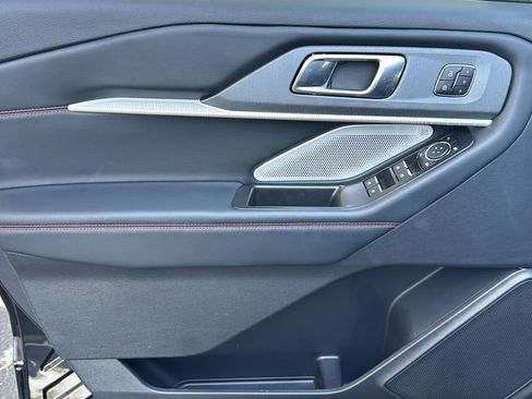 Certified 2025 Ford Explorer ST w/ Sun And Sound Package image 19