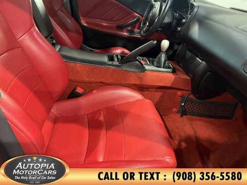Used 2001 Honda S2000 image 12