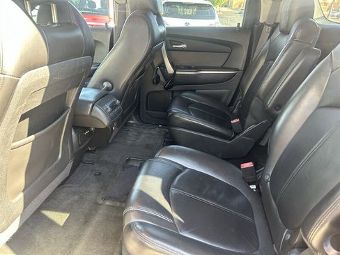 Used 2010 GMC Acadia SLT AWD/4WD image 21