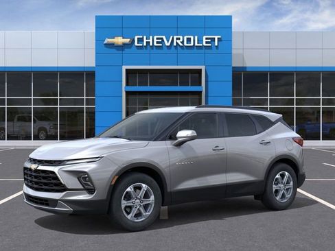 New 2026 Chevrolet Blazer LT image 2