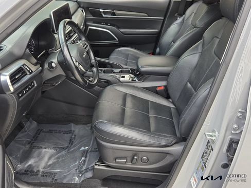 Certified 2022 Kia Telluride EX w/ EX Premium Package AWD/4WD image 10