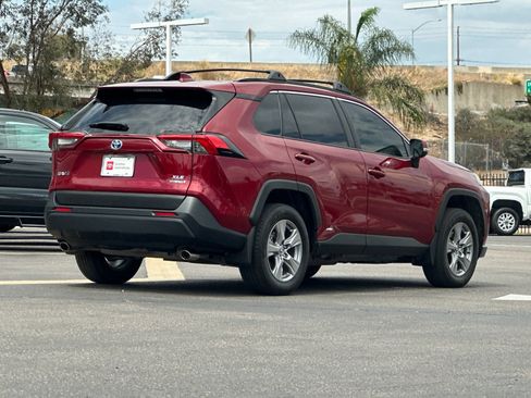 Used 2023 Toyota RAV4 XLE w/ Convenience Package AWD/4WD image 5