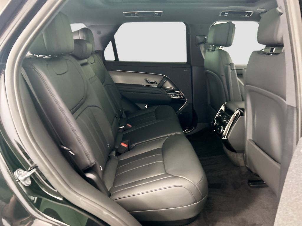 New 2026 Land Rover Range Rover Sport Dynamic SE AWD/4WD image 21