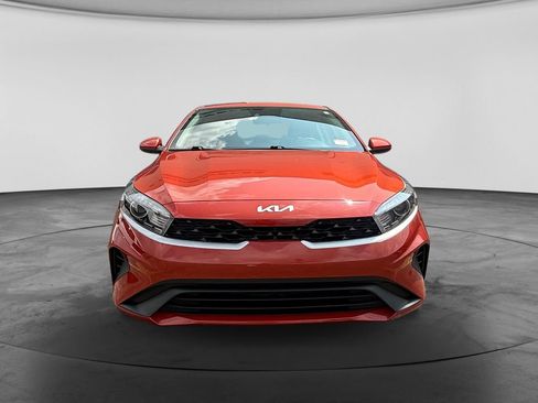 Used 2024 Kia Forte LXS FWD image 3
