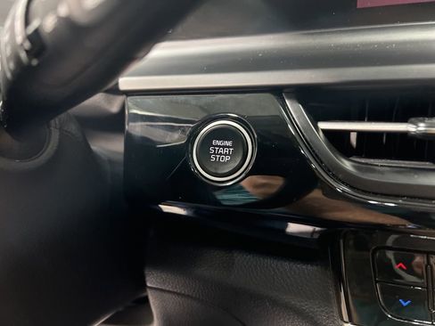 Used 2025 Kia Seltos S image 28