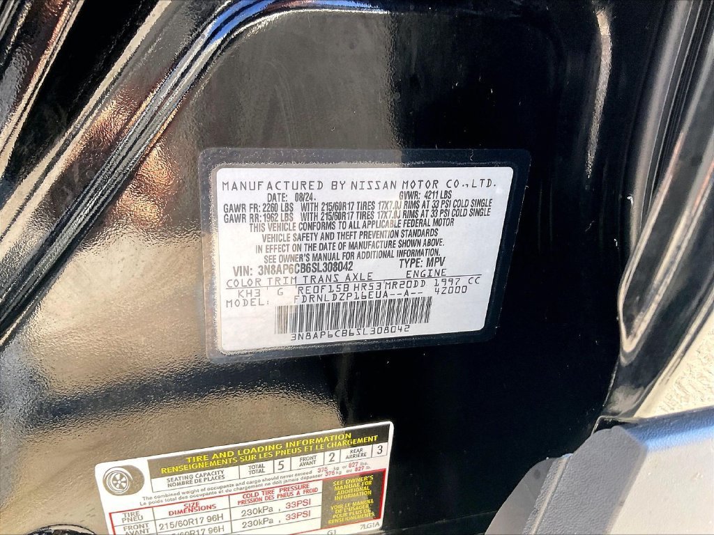 Used 2025 Nissan Kicks SV AWD/4WD image 29