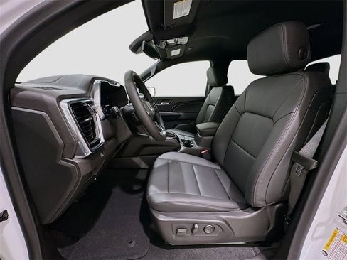 New 2026 GMC Canyon Elevation w/ Convenience Package image 21