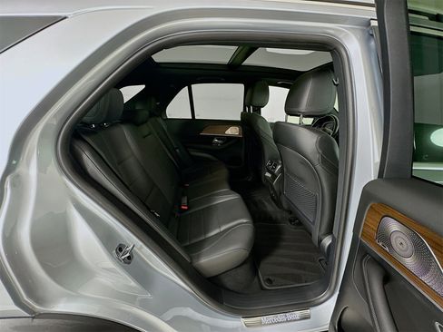 Certified 2025 Mercedes-Benz GLE 350 4MATIC image 31