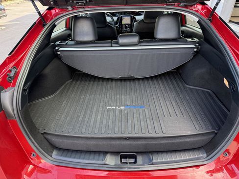 Certified 2021 Toyota Prius Prime Limited FWD image 19