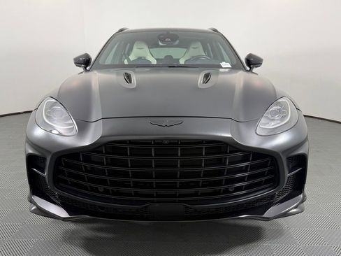 Used 2023 Aston Martin DBX 707 AWD/4WD image 10