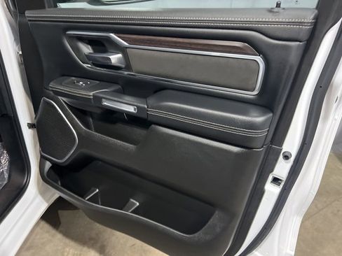 Used 2025 RAM 1500 Laramie image 19