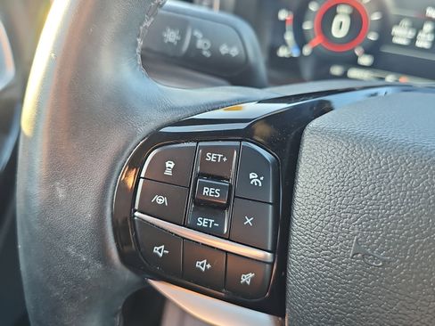 Used 2023 Ford Explorer Platinum w/ Technology Package image 24