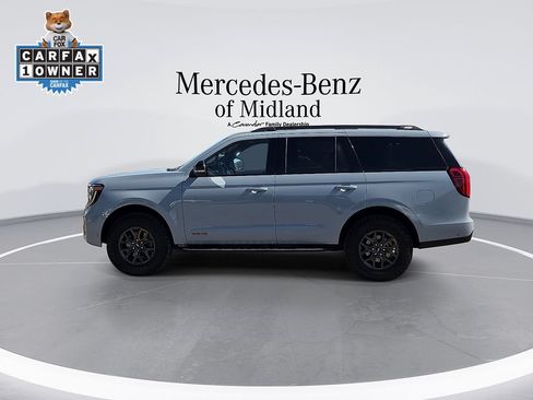 Used 2025 Ford Expedition Tremor AWD/4WD image 5