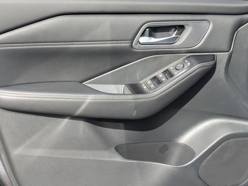 New 2026 Nissan Rogue SV w/ SV Premium Package image 7