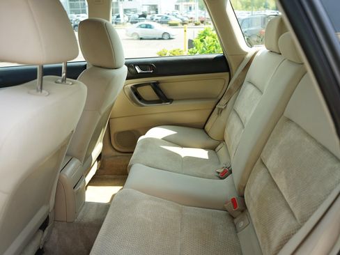 Used 2006 Subaru Legacy 2.5i Limited AWD/4WD image 14