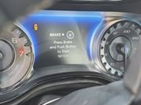 Used 2023 Chrysler 300 S RWD image 12