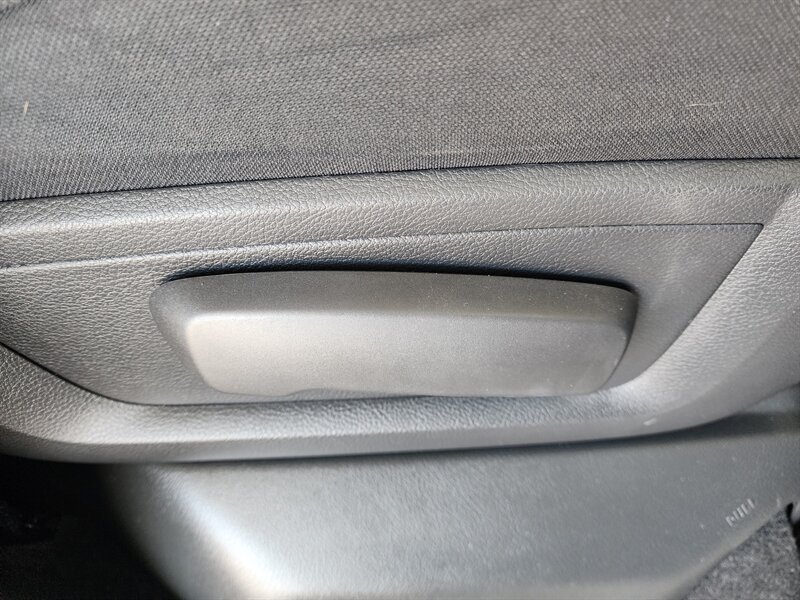 Used 2012 RAM 1500 Big Horn RWD image 46