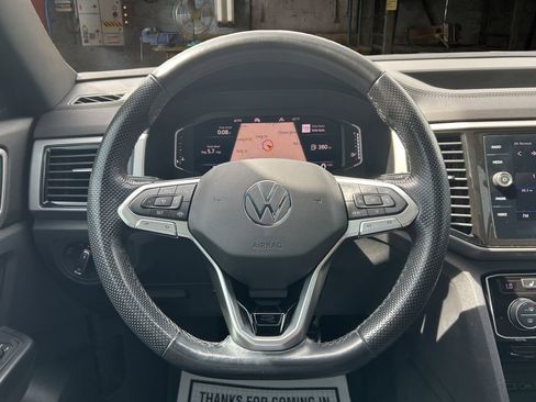 Used 2020 Volkswagen Atlas Cross Sport SEL R-Line AWD/4WD image 19