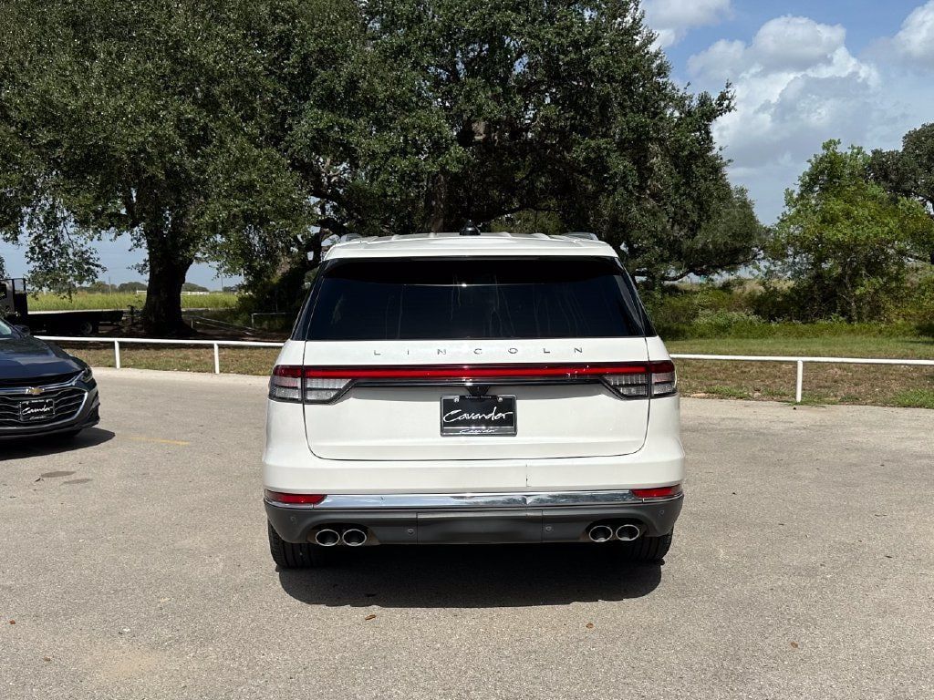 Used 2025 Lincoln Aviator Reserve w/ Illumination Package RWD image 6